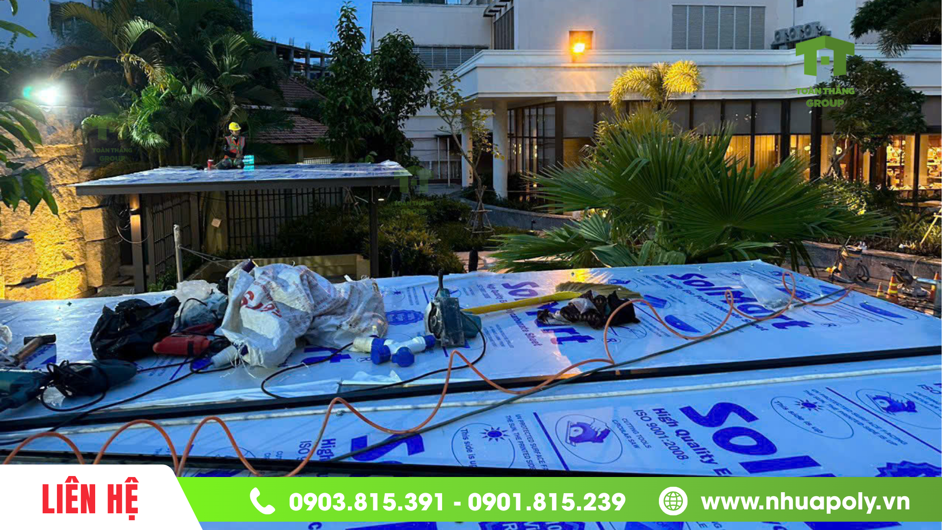 Thi công tấm lấy sáng poly solar light đặc 2mm