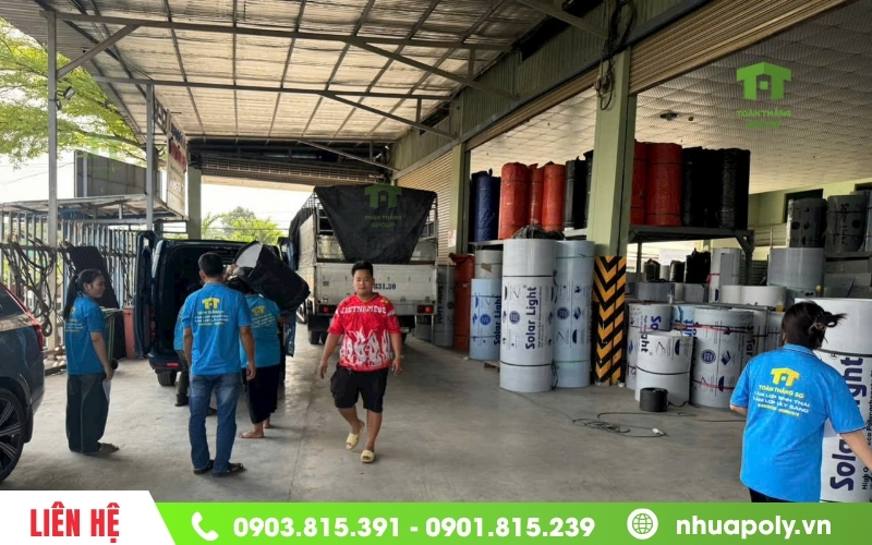 Toàn Thắng cung cấp dịch vụ thi công mái che quán cafe trọn gói uy tín